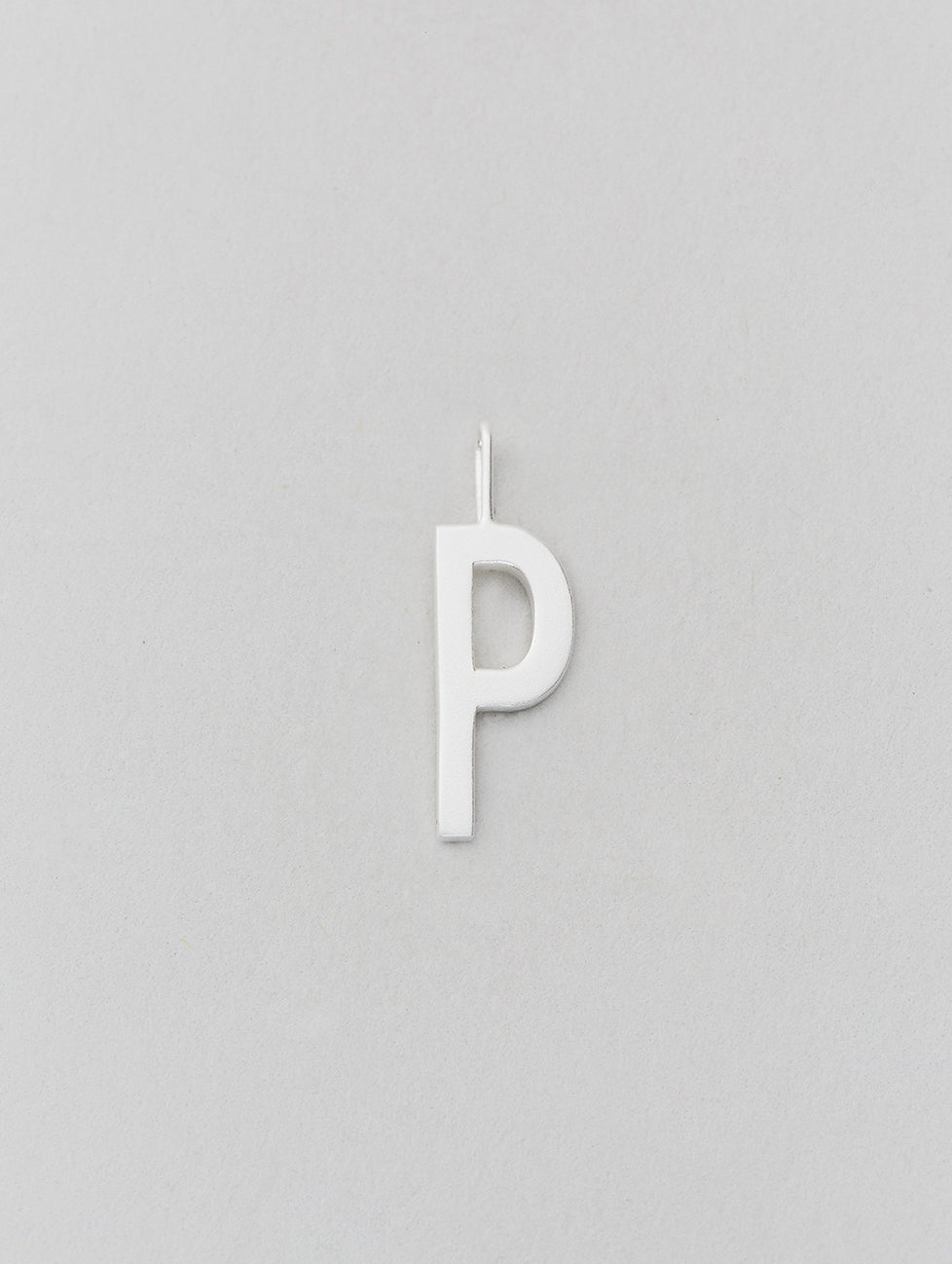 Stříbrný přívěsek Písmeno A-Z - 16 mm DESIGN LETTERS - Lavly