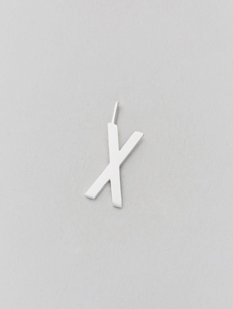 Stříbrný přívěsek Písmeno A-Z - 16 mm DESIGN LETTERS - Lavly