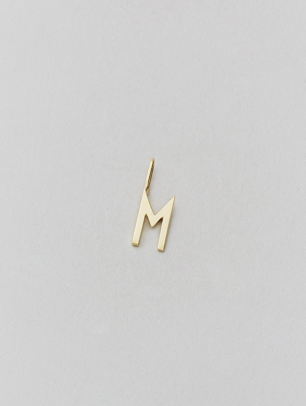 Zlatý přívěsek Písmeno A-Z - 10 mm DESIGN LETTERS - Lavly