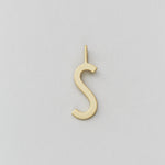 Zlatý přívěsek Písmeno A-Z - 16 mm DESIGN LETTERS - Lavly