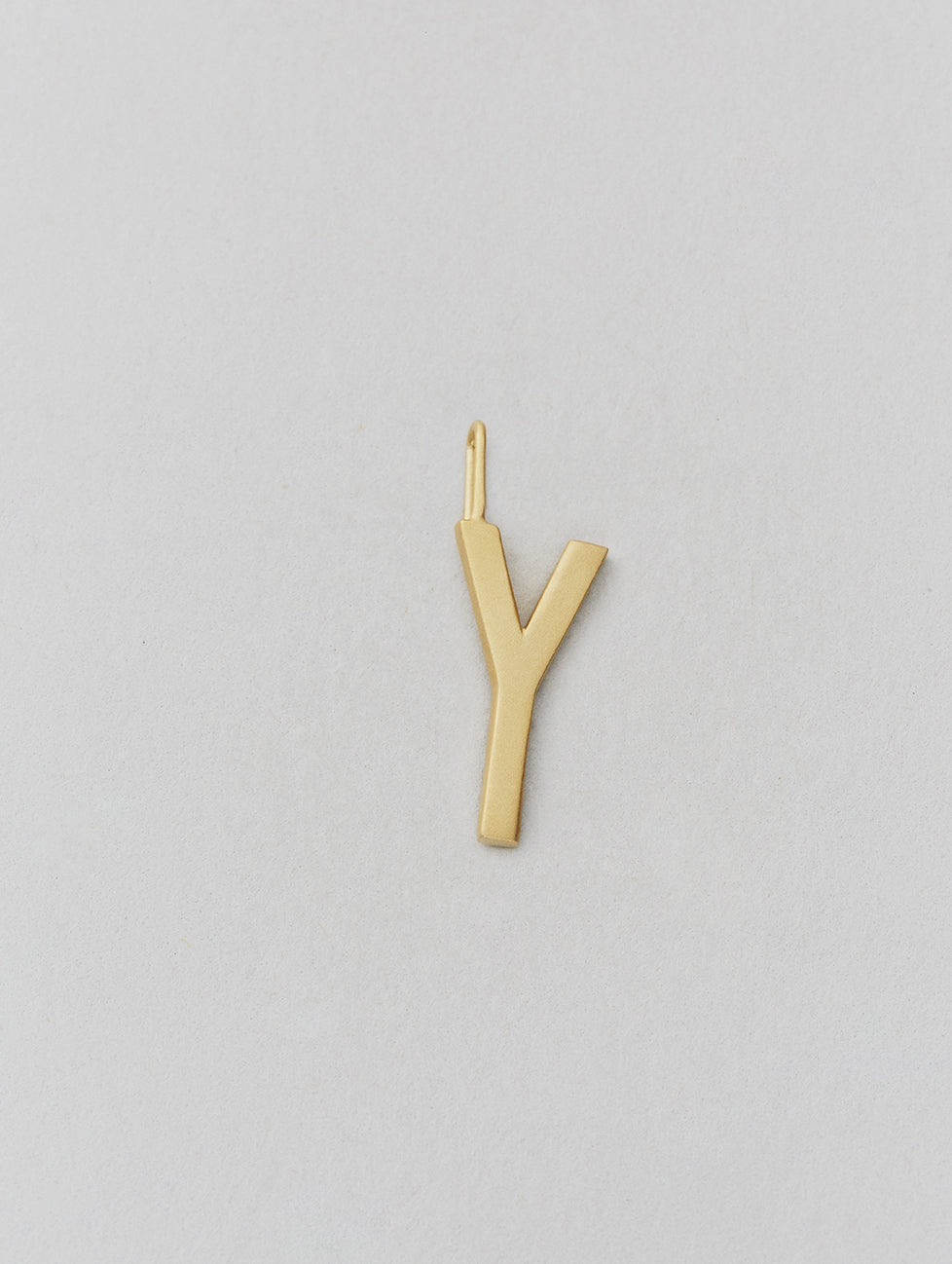 Zlatý přívěsek Písmeno A-Z - 16 mm DESIGN LETTERS - Lavly