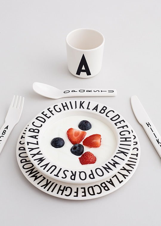 Dětská miska Abeceda DESIGN LETTERS | Stylové doplňky pro děti a ženy | Lavly.cz