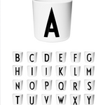 Dětský personalizovaný kelímek s písmenem DESIGN LETTERS - Lavly