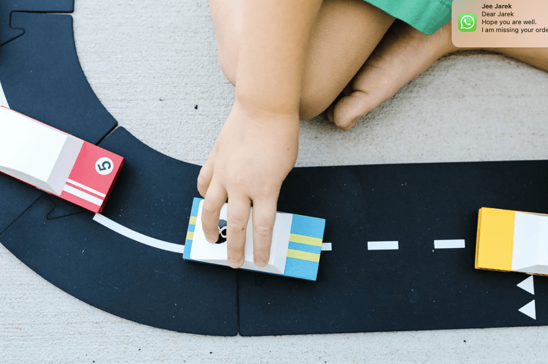 Dřevěné autíčko CANDYLAB Candycar Blue Racer 8 | Stylové doplňky pro děti a ženy | Lavly.cz