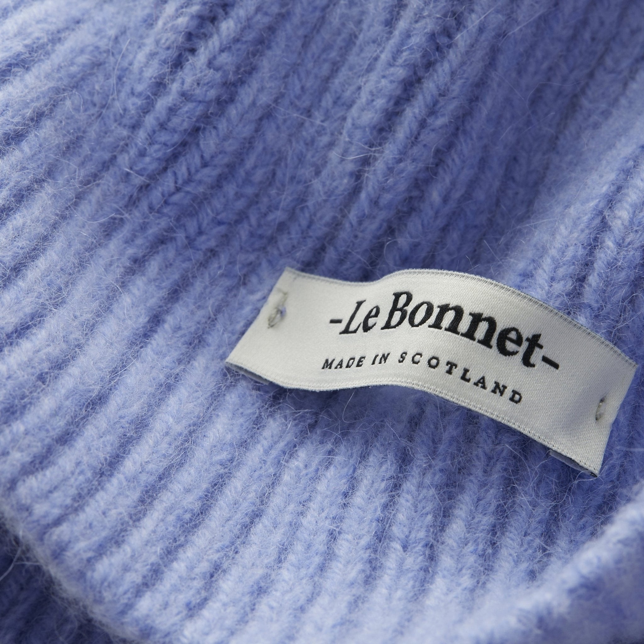LE BONNET Čepice z jehněčí vlny Light Blue Sky | Lavly.cz