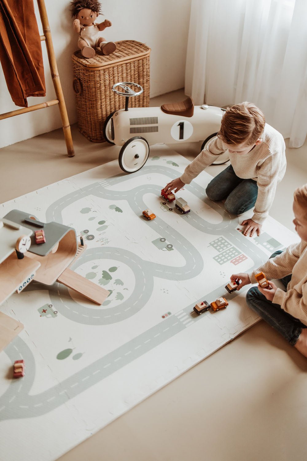 Oboustranná puzzle podložka PLAY&GO Silnice / Ikony | Stylové doplňky pro děti a ženy | Lavly.cz