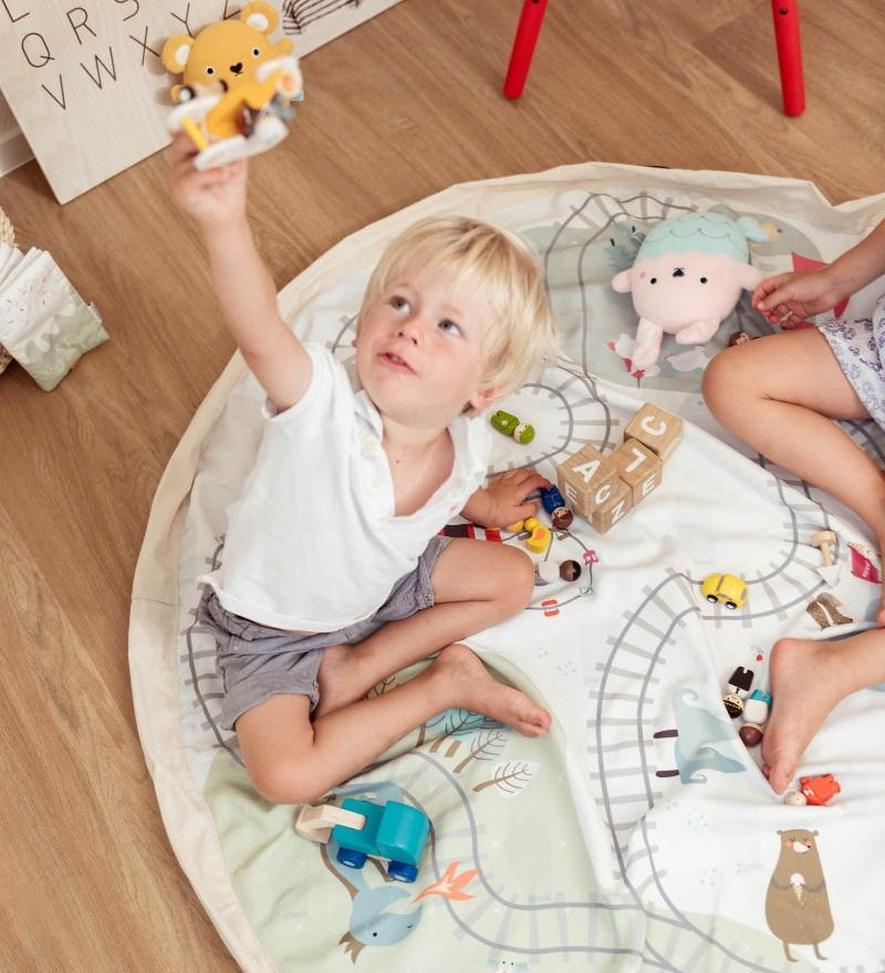 PLAY&GO Hrací podložka / vak na hračky Koleje / Medvědi | Stylové doplňky pro děti a ženy | Lavly.cz
