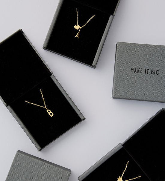 Přívěsek srdíčko zlaté DESIGN LETTERS | Stylové doplňky pro děti a ženy | Lavly.cz