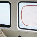 Sluneční clony do auta KONGES SLOJD Cherry Navy Dot 2 kusy | Lavly.cz