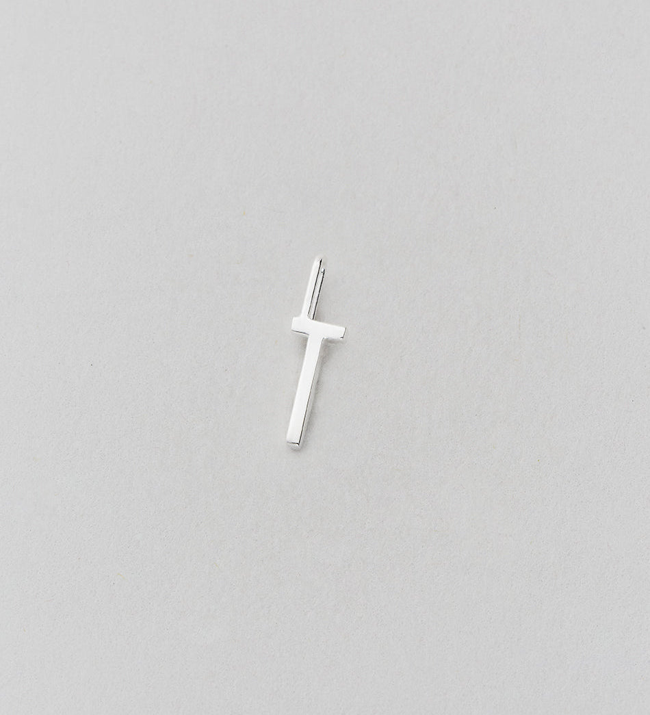 Stříbrný přívěsek Písmeno A - Z - 10 mm DESIGN LETTERS | Stylové doplňky pro děti a ženy | Lavly.cz