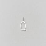 Stříbrný přívěsek Písmeno A - Z - 10 mm DESIGN LETTERS | Stylové doplňky pro děti a ženy | Lavly.cz