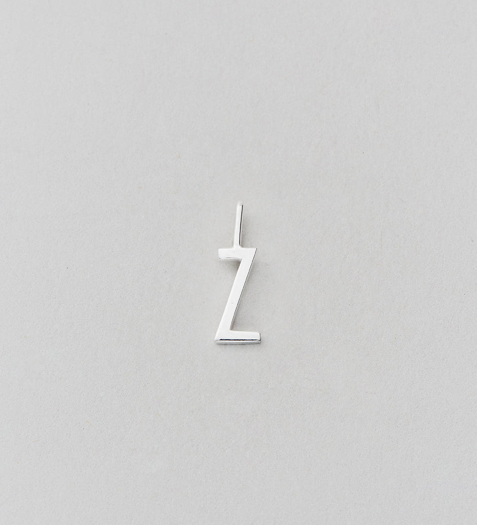 Stříbrný přívěsek Písmeno A - Z - 10 mm DESIGN LETTERS | Stylové doplňky pro děti a ženy | Lavly.cz