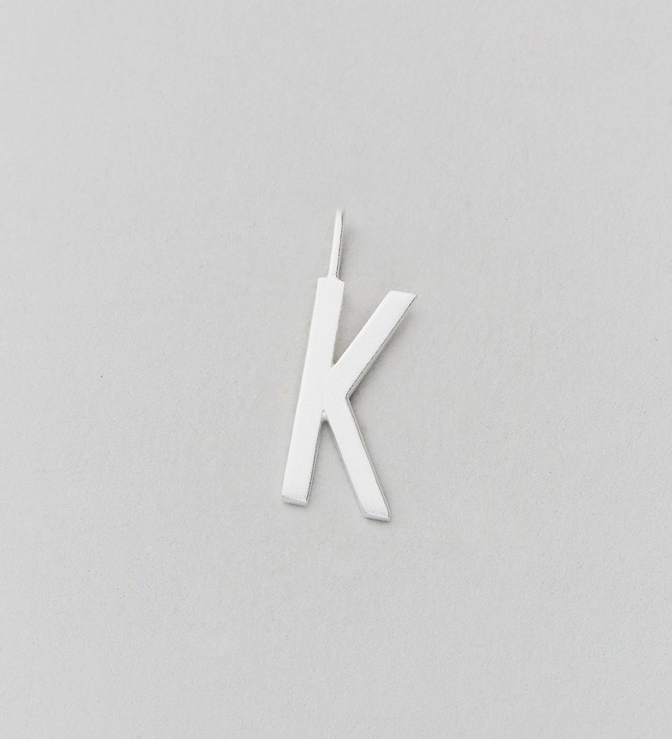 Stříbrný přívěsek Písmeno A - Z - 16 mm DESIGN LETTERS | Stylové doplňky pro děti a ženy | Lavly.cz
