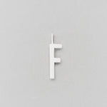 Stříbrný přívěsek Písmeno A - Z - 16 mm DESIGN LETTERS | Stylové doplňky pro děti a ženy | Lavly.cz