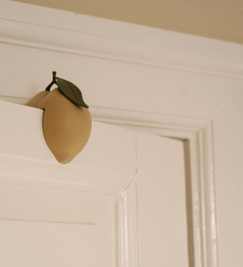 Zarážka do dveří KONGES SLOJD Lemon | Stylové doplňky pro děti a ženy | Lavly.cz