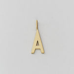 Zlatý přívěsek Písmeno A - Z - 16 mm DESIGN LETTERS | Stylové doplňky pro děti a ženy | Lavly.cz