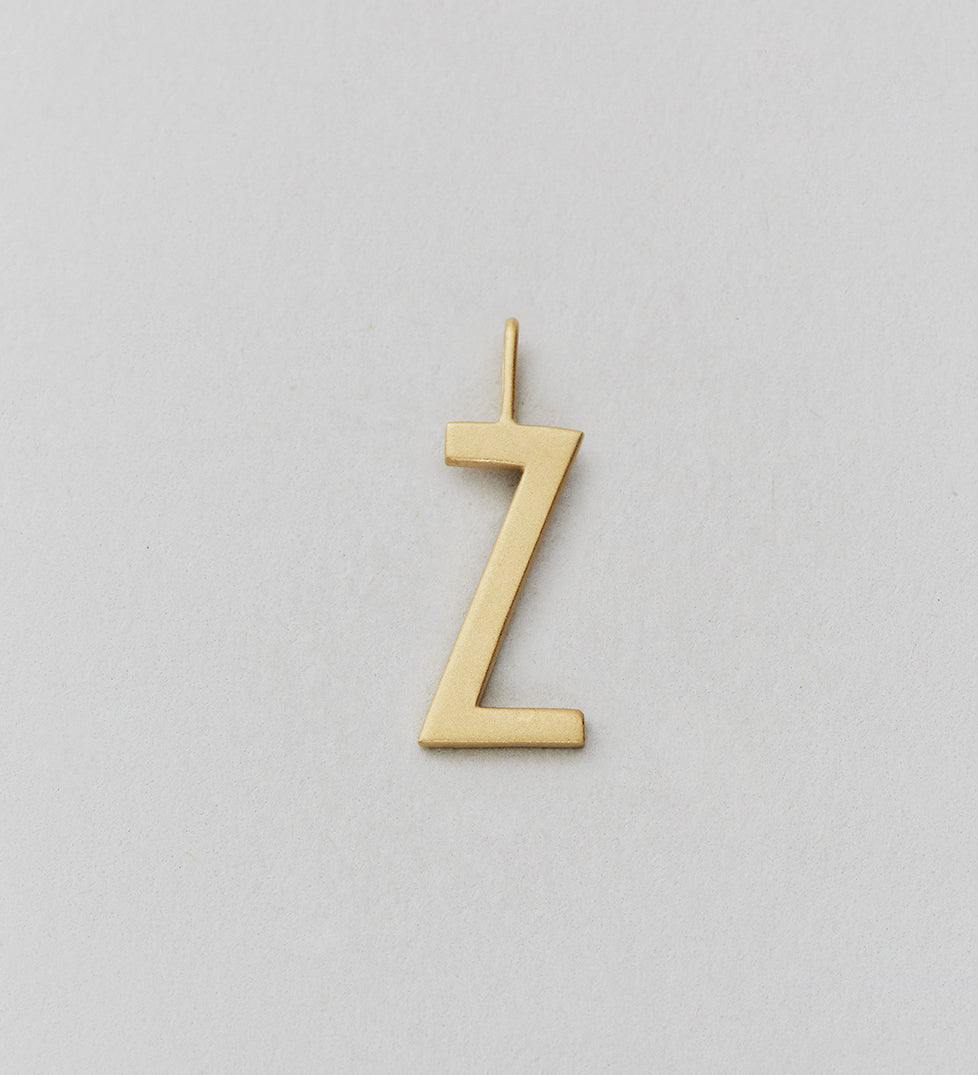 Zlatý přívěsek Písmeno A - Z - 16 mm DESIGN LETTERS | Stylové doplňky pro děti a ženy | Lavly.cz