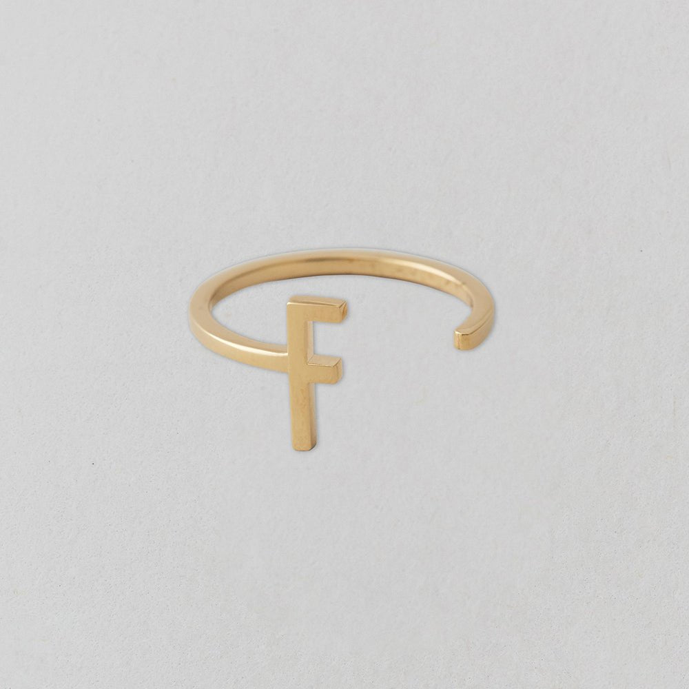 Zlatý prsten Písmeno A - Z - DESIGN LETTERS | Stylové doplňky pro děti a ženy | Lavly.cz